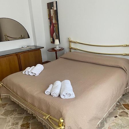 Ferienwohnung Dolce Sicily A 2Km Dal Centro Palermo Exterior foto