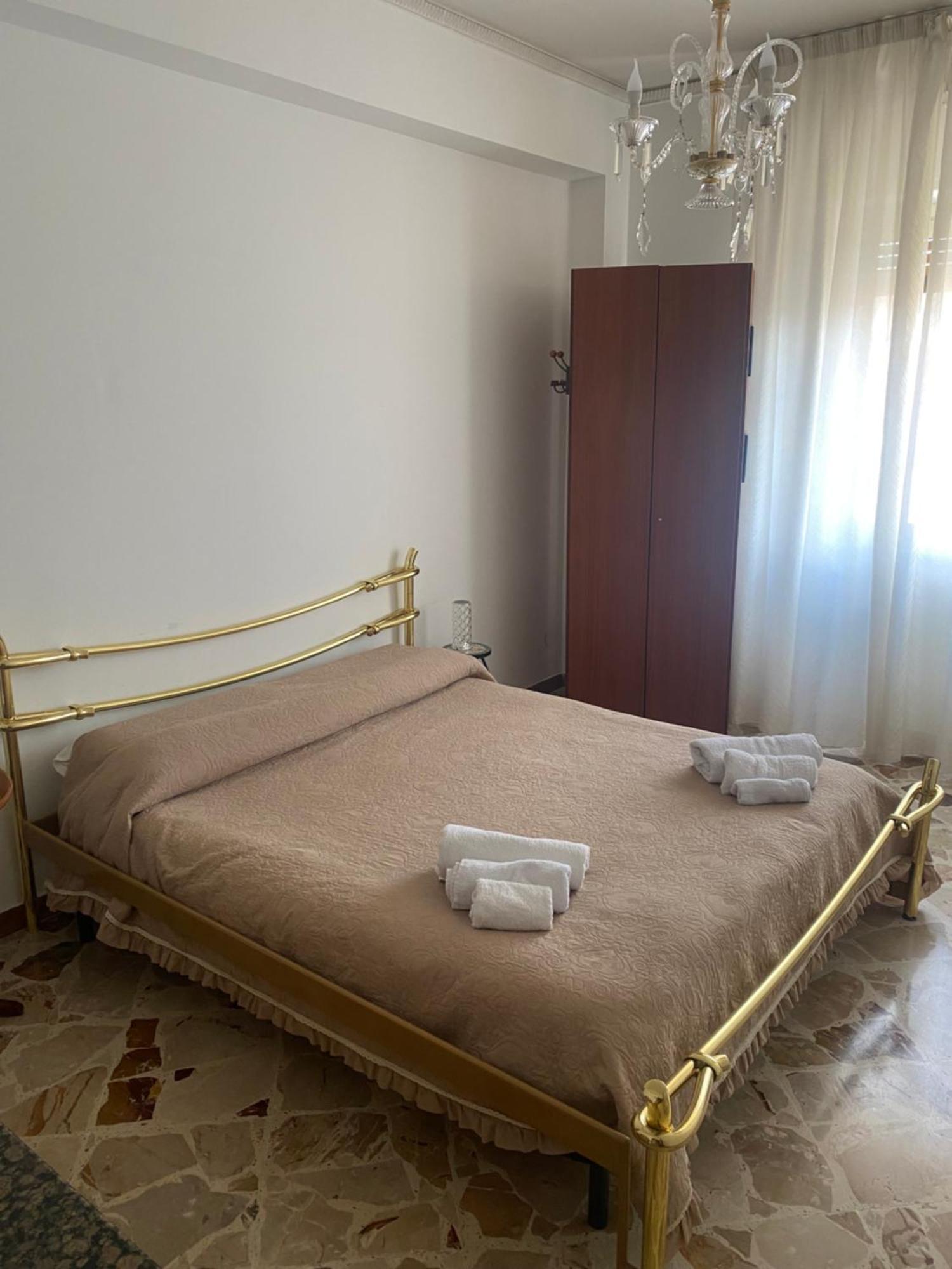 Ferienwohnung Dolce Sicily A 2Km Dal Centro Palermo Exterior foto